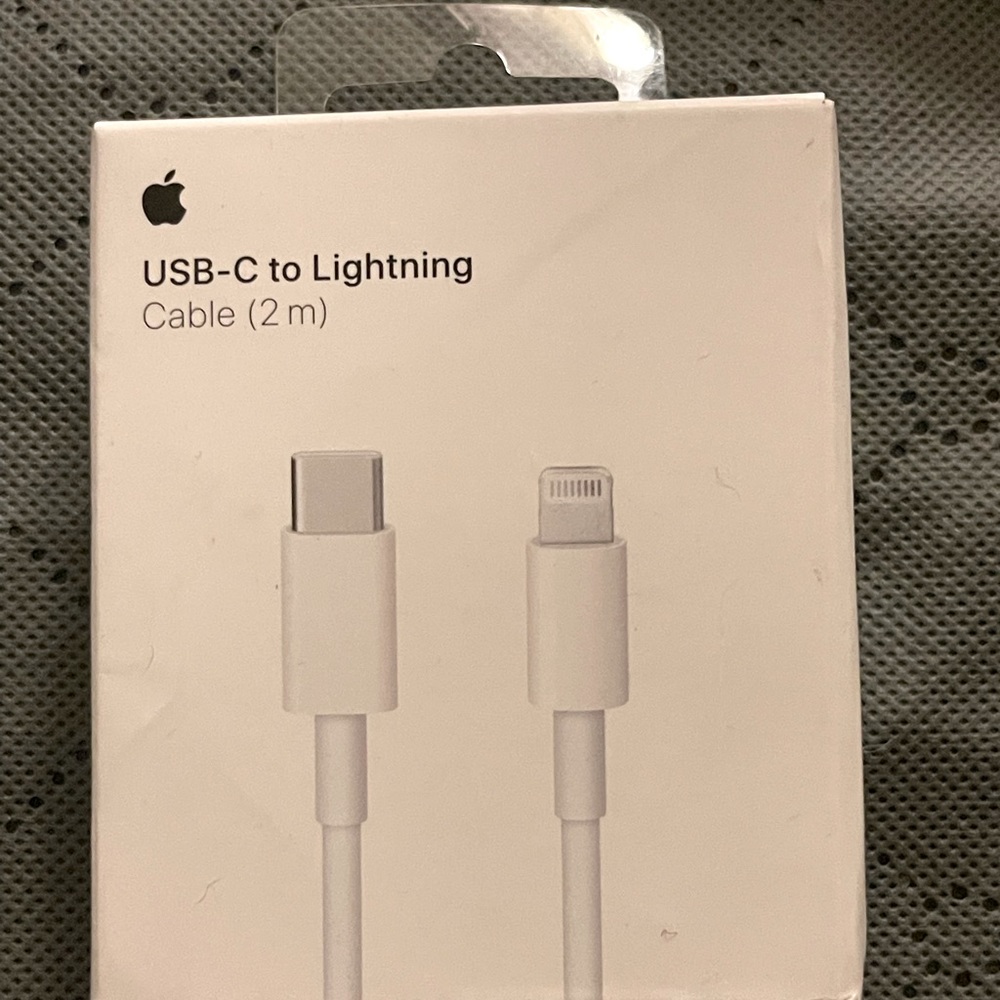 Apple 2meter USB-c to lightning cable